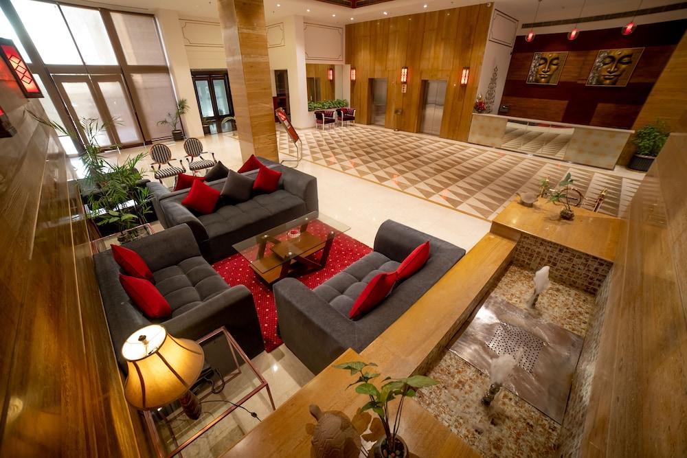 Hotel Ramada By Wyndham Jaipur Jaisinghpura Esterno foto