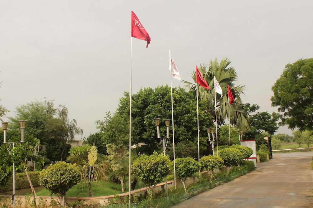 Hotel Ramada By Wyndham Jaipur Jaisinghpura Esterno foto