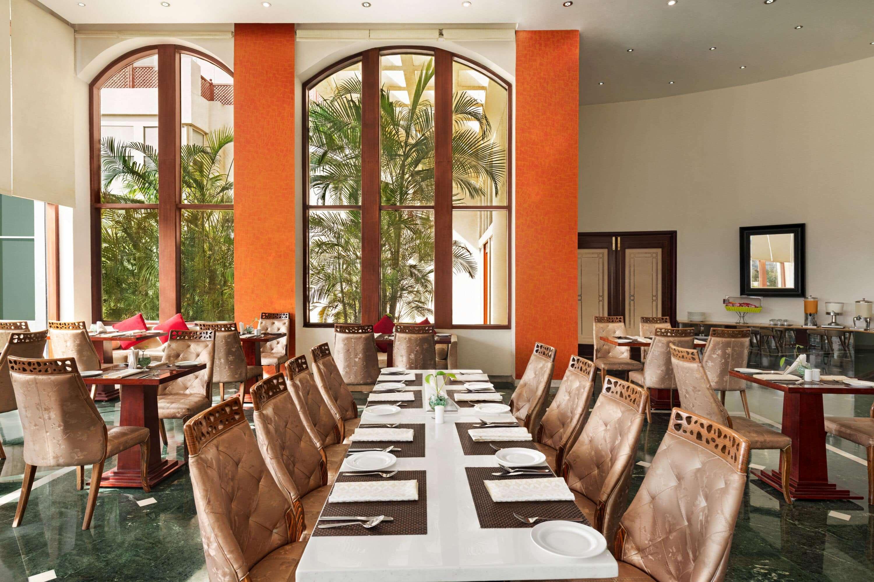 Hotel Ramada By Wyndham Jaipur Jaisinghpura Esterno foto