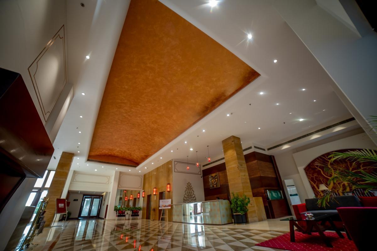 Hotel Ramada By Wyndham Jaipur Jaisinghpura Esterno foto